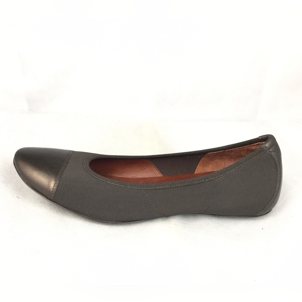 Donald J. Pliner Couture Halo Ballet Flats New In Box Size 9.5 N - Picture 10 of 13